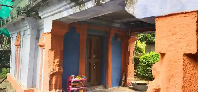 Arulmigu Krishnaswamy Temple, Madavilagam, Iraniel - 629175 Arulmigu Krishnaswamy Temple, Madavilagam, Iraniel - 629175, Kanyakumari - Ancient Temple Architecture and History Image 2