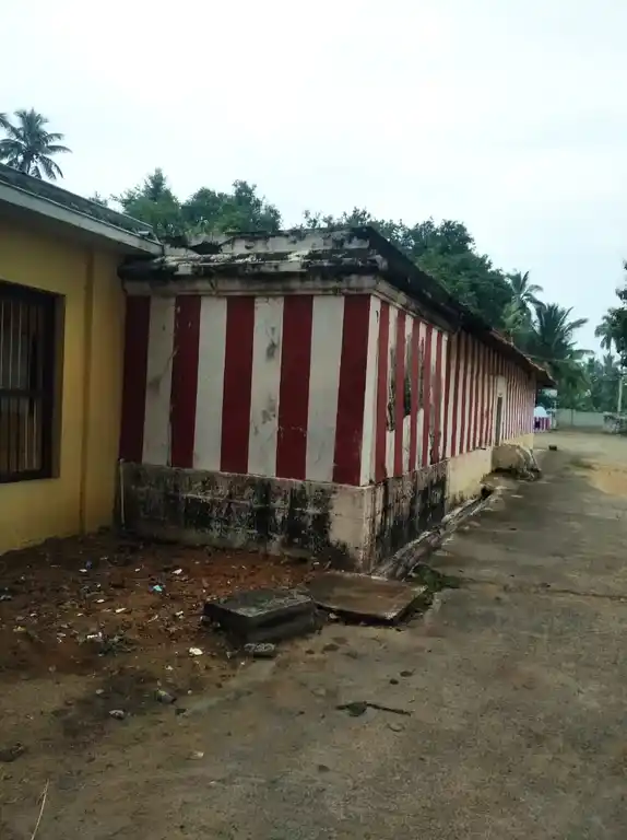 Arulmigu Krishnaswamy Temple, Mahadhanapuram, Panchalingapuram - 629703 Arulmigu Krishnaswamy Temple, Mahadhanapuram, Panchalingapuram - 629703, Kanyakumari - Ancient Temple Architecture and History Image 2