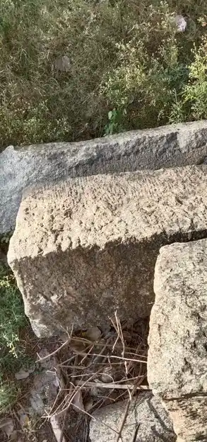 Arulmigu Krishnaswamy Temple, Nandimangalam - 635105 Arulmigu Krishnaswamy Temple, Nandimangalam - 635105, Krishnagiri - Ancient Temple Architecture and History Image 2