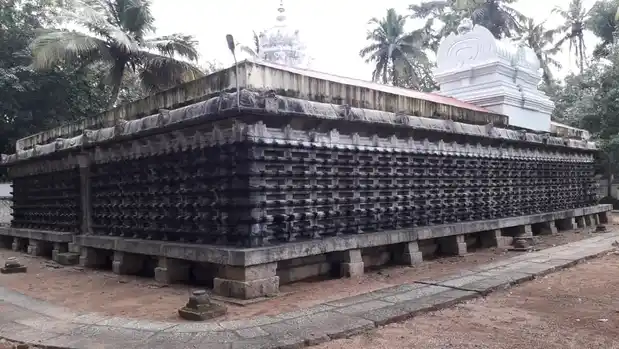 Arulmigu Krishnaswamy Temple, Thiruvikramapuram, Arumanai - 629151 Arulmigu Krishnaswamy Temple, Thiruvikramapuram, Arumanai - 629151, Kanyakumari - Ancient Temple Architecture and History Image 2