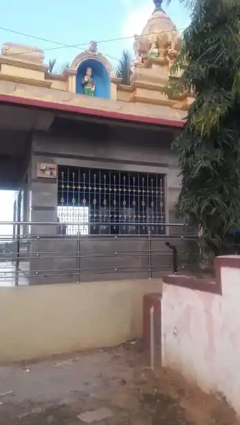 Arulmigu Krishnaswamy Temple, Uliyalam - 635105 அருள்மிகு கிருஷ்ணசாமி திருக்கோயில், Uliyalam - 635105, Krishnagiri - Ancient Temple Architecture and History Image 2