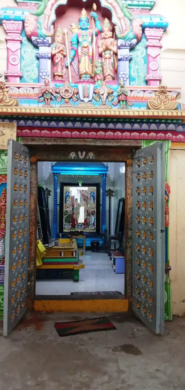 Arulmigu Krishnavasa Udayai Sabai Attach Arulmigu Kuthandaramar Temple, Thiruvallicani, Chennai - 600005