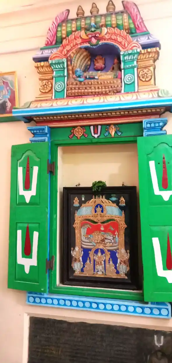 Arulmigu Krishnavasa Udayai Sabai Attach Arulmigu Kuthandaramar Temple, Thiruvallicani, Chennai - 600005 அருள்மிகு கிருஷ்ணவாச உடையார் சபை இணைப்பு அருள்மிகு கோதண்டாமர் திருக்கோயில், திருவல்லிக்கேணி, சென்னை - 600005, Chennai - Ancient Temple Architecture and History Image 3