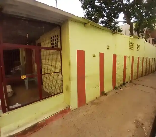 Arulmigu Kudaluruvi Mariamman Temple, Katteri Devar Veethy, Sulur - 641025 அருள்மிகு குடலுருவி மாரியம்மன் திருக்கோயில், காட்டேரி தேவர் வீதி, சூலூர் - 641025, Coimbatore - Ancient Temple Architecture and History Image 4