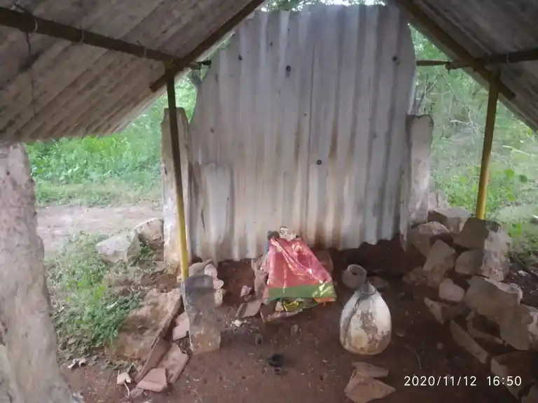 Arulmigu Kulakarai Pidari Temple, Piranpatti - 621305 Temple