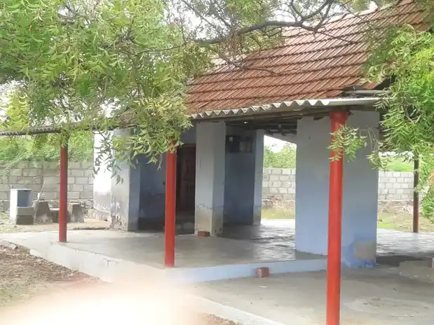Arulmigu Kulakkarai Sudalaimadasamy Temple, Athiakuruchi - 628202 அருள்மிகு குளக்கரை சுடலைமாடசாமி திருக்கோயில், - - 628202, Thoothukudi - Ancient Temple Architecture and History Image 2
