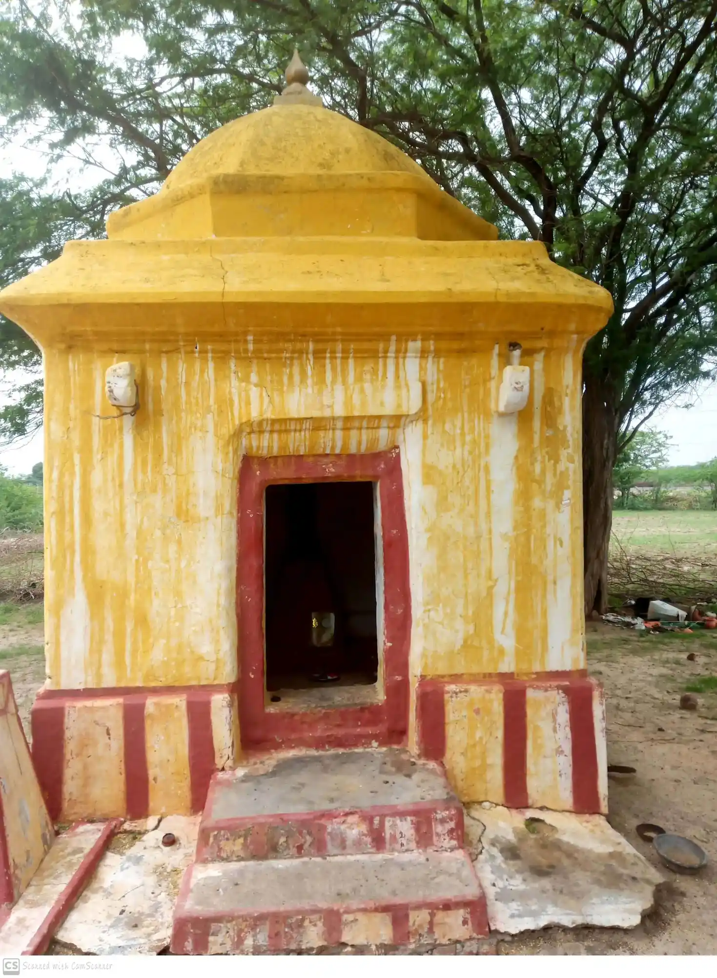 Arulmigu Kulanthai Eswaramudaiyar Temple, Mandikulam - 628907 அருள்மிகு குழந்தை ஈஸ்வரமுடையார் திருக்கோயில், Mandikulam - 628907, Thoothukudi - Ancient Temple Architecture and History Image 3