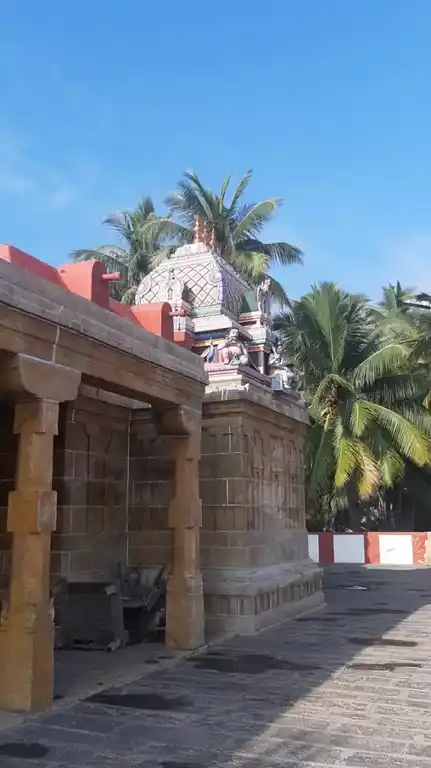 Arulmigu Kulanthai Velauthasamy Temple, Velayuthampalayam, Palladam - 641665 Arulmigu Kulanthai Velauthasamy Temple, Velayuthampalayam, Palladam - 641665, Tiruppur - Ancient Temple Architecture and History Image 4