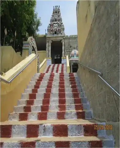 Arulmigu Kulanthai Velayudhasamy Temple, Kurunthamalai, Thekampatti - 641104 அருள்மிகு குழந்தை வேலாயுதசுவாமி திருக்கோயில்,  - 641104, Coimbatore - Ancient Temple Architecture and History Image 2
