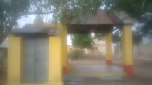 Arulmigu Kulanthangarai Pillaiyr Temple, Varthagareddipatti - 628005 அருள்மிகு குளத்தங்கரை பிள்ளையார் திருக்கோயில், Varthagareddipatti - 628005, Thoothukudi - Ancient Temple Architecture and History Image 5