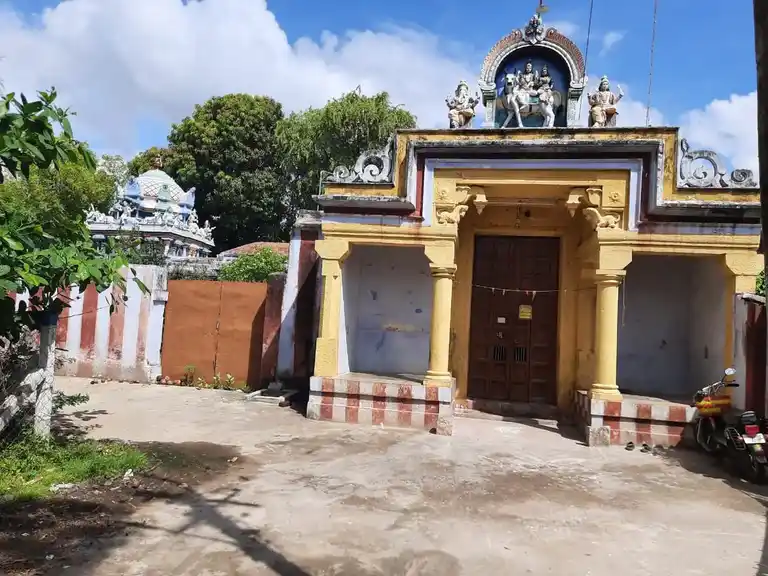 Arulmigu Kulasekaranatthar &Kalakodisastha Temple, Vadakku Karukurichi - 627417