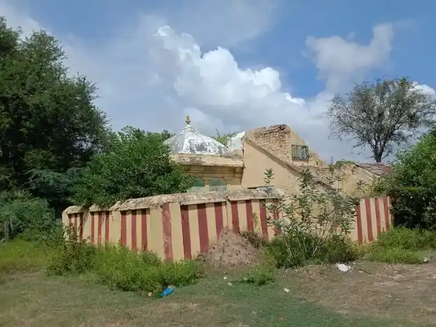 Arulmigu Kulathuayyanar Temple, Rajendram - 613205 அருள்மிகு குளத்து அய்யனார் திருக்கோயில், Rajendram - 613205, Thanjavur - Ancient Temple Architecture and History Image 3