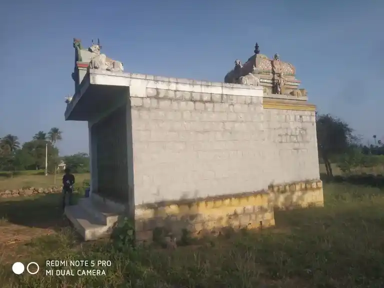 Arulmigu Kulathur Chellandiamman Temple, Kulathoor - 624703 அருள்மிகு குளத்துhர் செல்லாண்டியம்மன் கோயில், Kulathoor - 624703, Dindigul - Ancient Temple Architecture and History Image 4