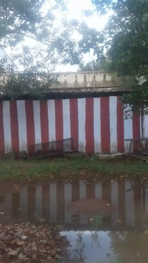 Arulmigu Kulathuriayan Sasthatirukovil, Alwarkurici - 627412 Arulmigu Kulathuriayan Sasthatirukovil, Alwarkurici - 627412, Tenkasi - Ancient Temple Architecture and History Image 3