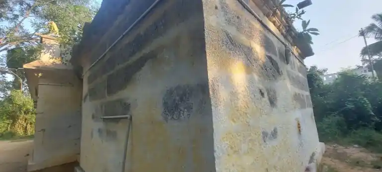 Arulmigu Kulithiraiyamman Temple, Kalathur - 631001 அருள்மிகு குளித்திரையம்மன் திருக்கோயில், களத்தூர் - 631001, Ranipet - Ancient Temple Architecture and History Image 3