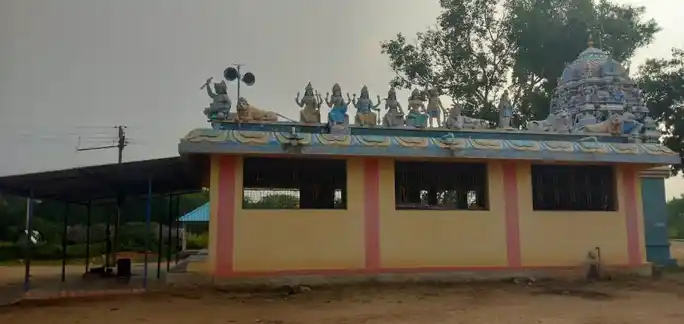 Arulmigu Kullayi Amman Temple, Kosoor - 621313 அருள்மிகு குள்ளாயி அம்மன் திருக்கோயில், Kosoor - 621313, Karur - Ancient Temple Architecture and History Image 4