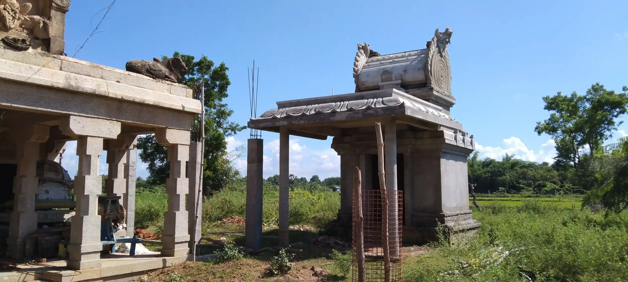 Arulmigu Kullumadhurai Ayyanar Temple, Raramuthirakkottai - 614501 அருள்மிகு குளுமைதுரை அய்யனார் திருக்கோயில், Raramuthirakkottai - 614501, Thanjavur - Ancient Temple Architecture and History Image 3