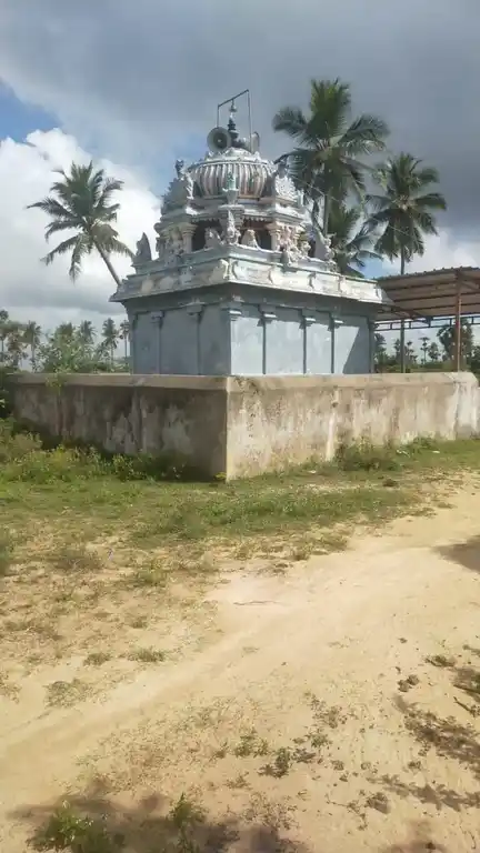 Arulmigu Kulunthalamman Temple, Idumpavanam - 614703 அருள்மிகு குளுந்தாளம்மன் ஆலயம், இடும்பாவனம், இடும்பாவனம் - 614703, Thiruvarur - Ancient Temple Architecture and History Image 3