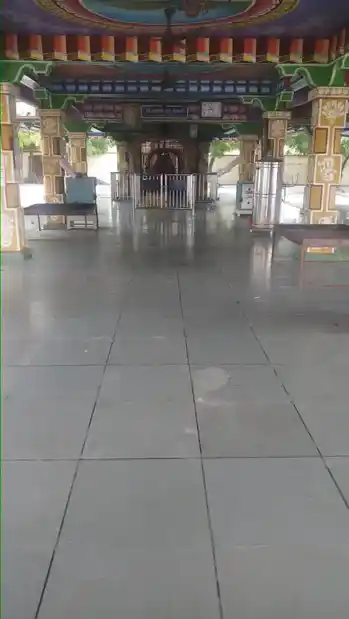 Arulmigu Kumarakadavul Entra Subramaniyaswamy Temple, Melakodumalur - 623601 அருள்மிகு குமரக்கடவுள் என்ற சுப்பிரமணியசுவாமி திருக்கோயில், Melakodumalur - 623601, Ramanathapuram - Ancient Temple Architecture and History Image 2