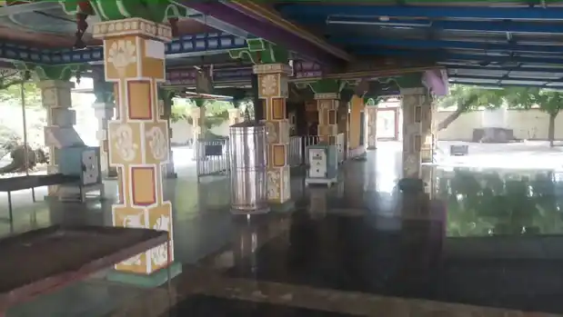 Arulmigu Kumarakadavul Entra Subramaniyaswamy Temple, Melakodumalur - 623601 அருள்மிகு குமரக்கடவுள் என்ற சுப்பிரமணியசுவாமி திருக்கோயில், Melakodumalur - 623601, Ramanathapuram - Ancient Temple Architecture and History Image 5