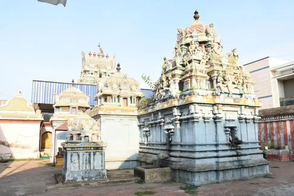 Arulmigu Kumaran Temple, Vijayapuram - 610001 Arulmigu Kumaran Temple, Vijayapuram - 610001, Thiruvarur - Ancient Temple Architecture and History Image 4