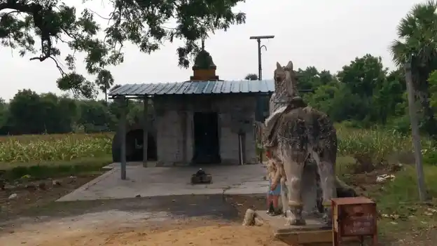 Arulmigu Kumarappaswamy Temple, Kallmedu - 621718 Arulmigu Kumarappaswamy Temple, Kallmedu - 621718, Ariyalur - Ancient Temple Architecture and History Image 3