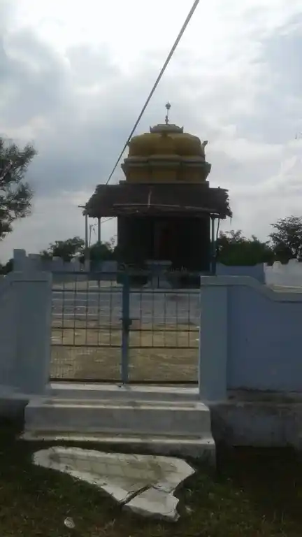 Arulmigu Kumarasamy, Akkaraithaththappalli, Akkaraithathappalli - 638451 அருள்மிகு குமாரசுவாமி திருக்கோயில், அக்கறைதாத்தப்பள்ளி, Akkaraithathappalli - 638451, Erode - Ancient Temple Architecture and History Image 3