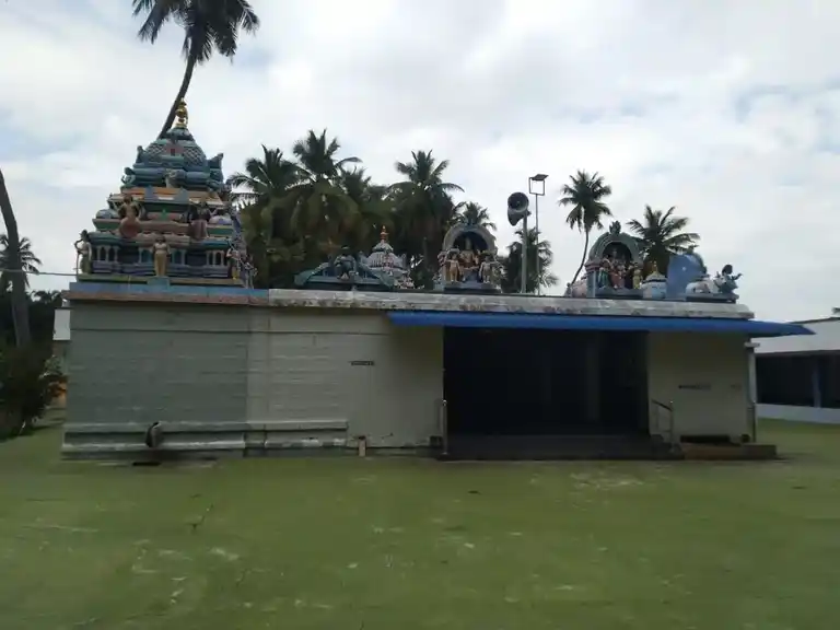 Arulmigu Kumaraswamy Bavaniyamman Temple, Nanniyur - 639113 அருள்மிகு குமாரசாமி பவனியம்மன் திருக்கோயில், Nanniyur - 639113, Karur - Ancient Temple Architecture and History Image 2