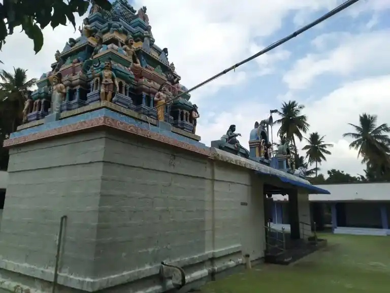Arulmigu Kumaraswamy Bavaniyamman Temple, Nanniyur - 639113 அருள்மிகு குமாரசாமி பவனியம்மன் திருக்கோயில், Nanniyur - 639113, Karur - Ancient Temple Architecture and History Image 4