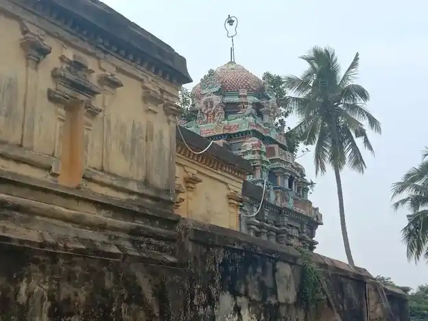 Arulmigu Kumaraswamy Temple, Kavalur, Papanasam - 614203 அருள்மிகு குமாரசுவாமி திருக்கோயில், காவலூர், பாபநாசம் - 614203, Thanjavur - Ancient Temple Architecture and History Image 4