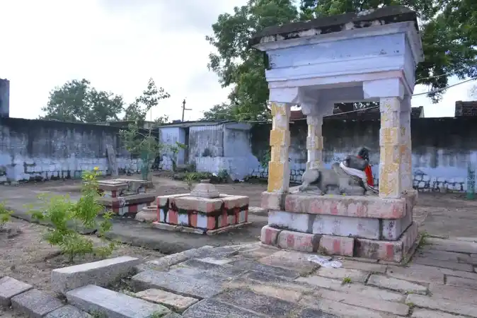 Arulmigu Kumaraswamy Temple, Pavali, Pavali - 626103 அருள்மிகு குமாரசுவாமி திருக்கோயில், பாவாலி, Pavali - 626103, Virudhunagar - Ancient Temple Architecture and History Image 2