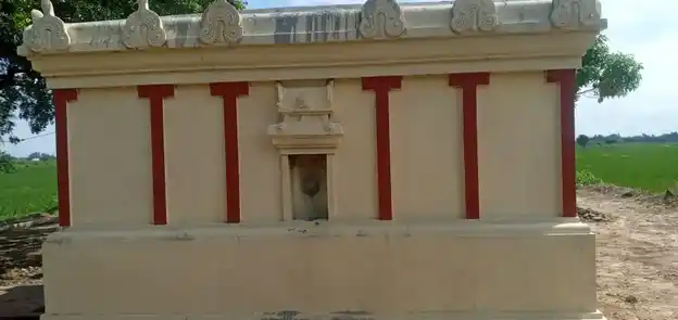 Arulmigu Kumariamman Temple, Centre Of The Village, Medur - 601204 Arulmigu Kumariamman Temple, Centre Of The Village, Medur - 601204, Tiruvallur - Ancient Temple Architecture and History Image 5