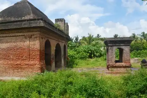 Arulmigu Kumarswami Temple, Nangur - 609106 அ/மி.குமாரசுவாமி திருக்கோயில், Nangur - 609106, Mayiladuthurai - Ancient Temple Architecture and History Image 3