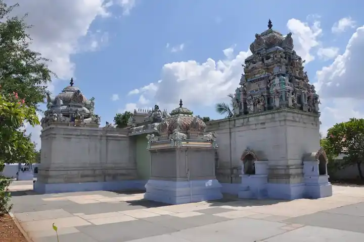 Arulmigu Kumbeswarar Swamy Temple, Kuppam - 639111 அருள்மிகு கும்பேஸவரர் சுவாமி திருக்கோயில், Kuppam - 639111, Karur - Ancient Temple Architecture and History Image 3