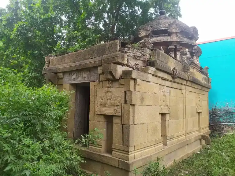 Arulmigu Kumbeswarar Temple, Anthoor - 621708