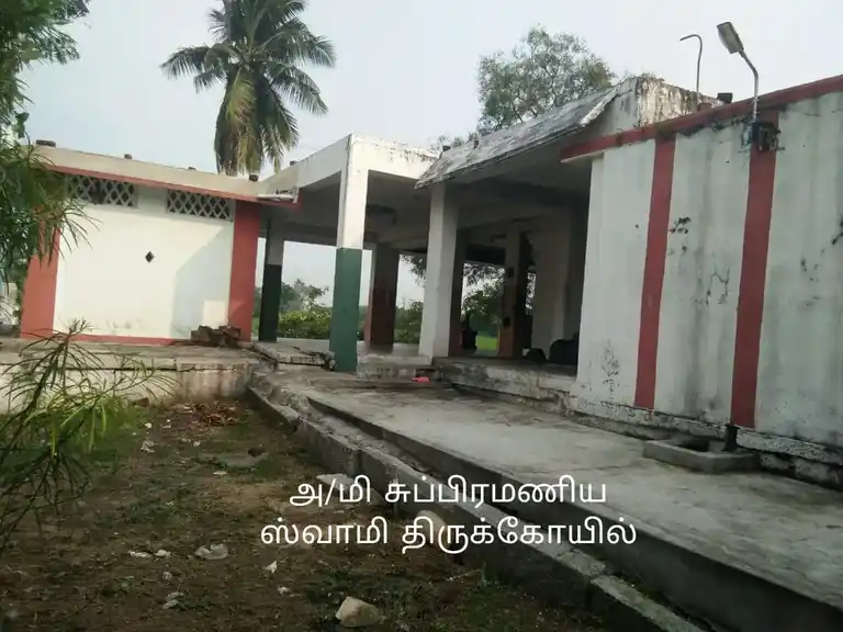 Arulmigu Kumbeswarar Temple, N.H Salali, Pattaraiperumbudur - 631209 Arulmigu Kumbeswarar Temple, N.H Salali, Pattaraiperumbudur - 631209, Tiruvallur - Ancient Temple Architecture and History Image 2