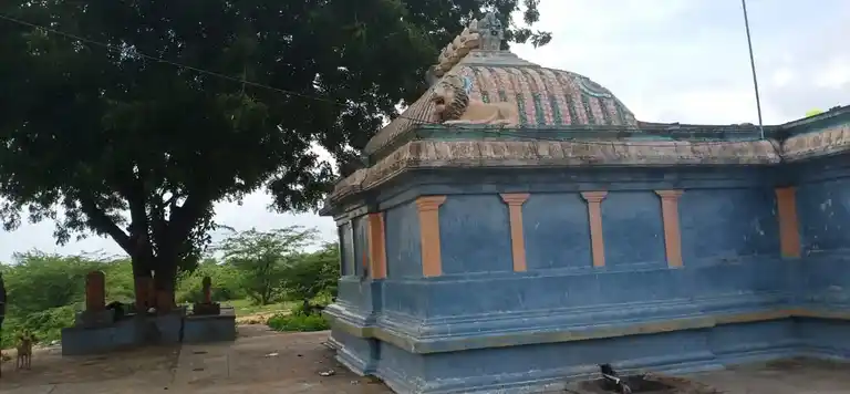 Arulmigu Kummathamman Temple, Out Side The Village, Vengal - 601103 அருள்மிகு கும்மாத்தம்மன் திருக்கோயில், Out Side The Village, Vengal - 601103, Tiruvallur - Ancient Temple Architecture and History Image 2