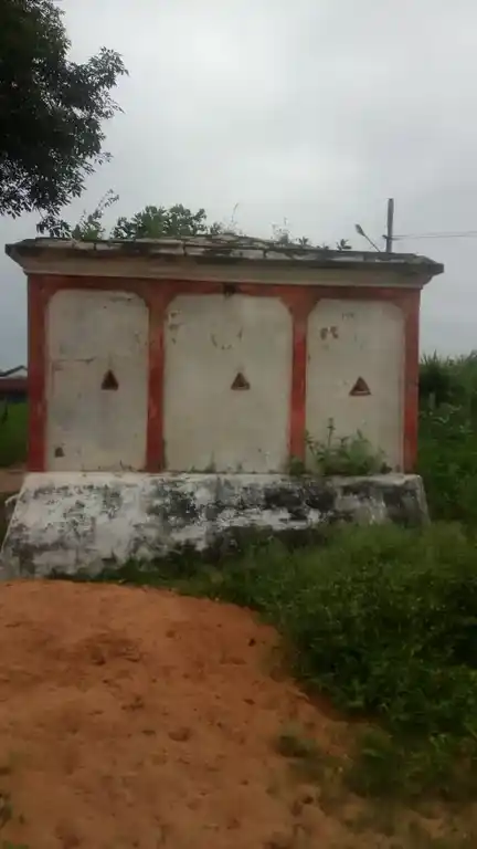Arulmigu Kummathamman Temple, Pondavakkam - 602001 அருள்மிகு கும்மாத்தம்மன் திருக்கோயில், போண்டவாக்கம் - 602001, Tiruvallur - Ancient Temple Architecture and History Image 2