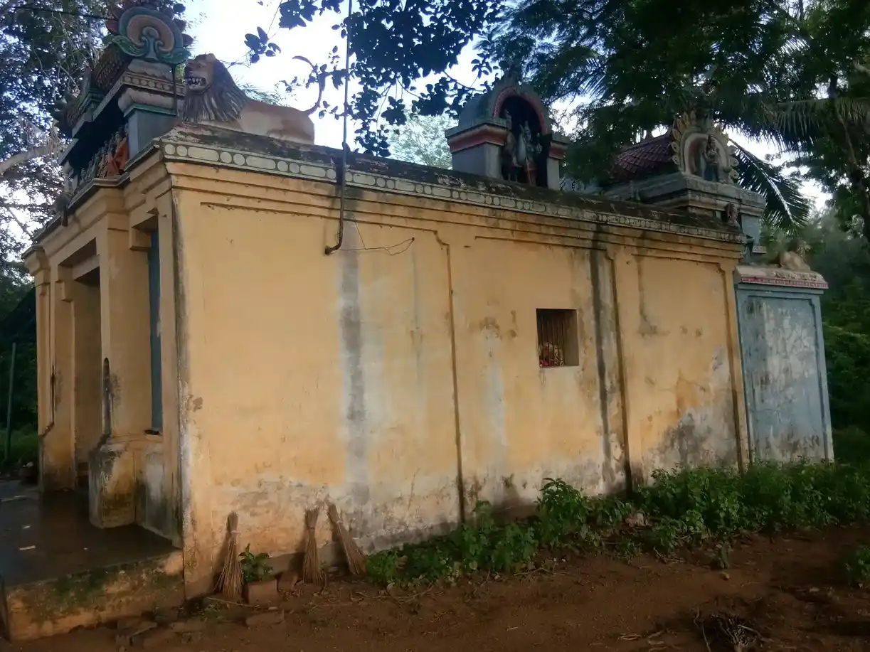 Arulmigu Kummidiyamman Temple, Puthur - 614202 அருள்மிகு கும்மடியம்மன் திருக்கோயில், Puthur - 614202, Thanjavur - Ancient Temple Architecture and History Image 2