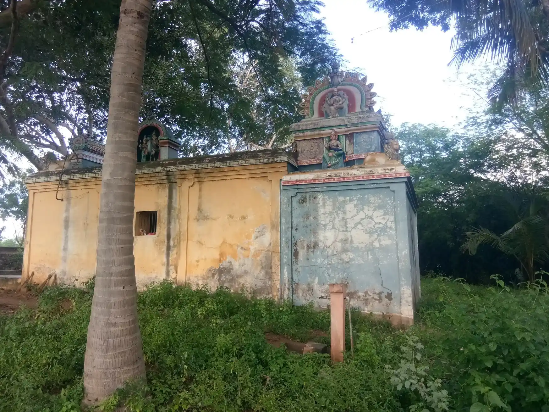 Arulmigu Kummidiyamman Temple, Puthur - 614202 அருள்மிகு கும்மடியம்மன் திருக்கோயில், Puthur - 614202, Thanjavur - Ancient Temple Architecture and History Image 3