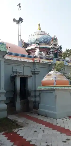 Arulmigu Kundalakarneswarar Temple, Thirukurakaval - 609201 Arulmigu Kundalakarneswarar Temple, Thirukurakaval - 609201, Mayiladuthurai - Ancient Temple Architecture and History Image 15