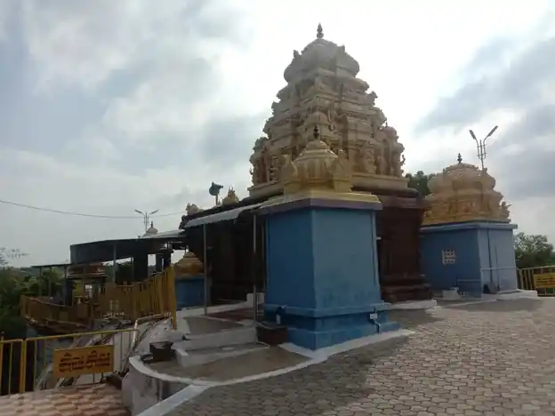 Arulmigu Kundaleeswarasamy Temple, Appipalayam - 639003 Arulmigu Kundaleeswarasamy Temple, Appipalayam - 639003, Karur - Ancient Temple Architecture and History Image 2