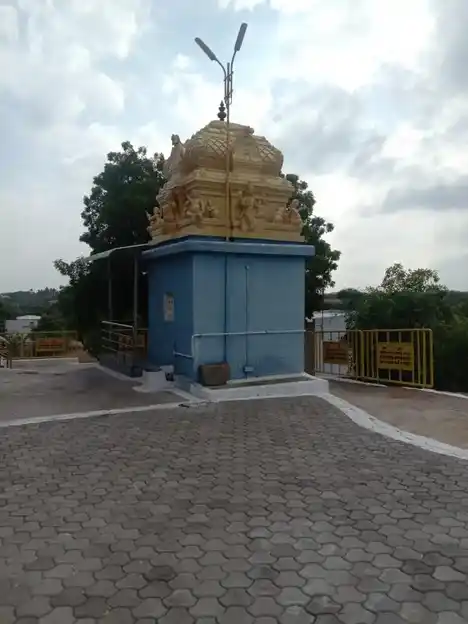 Arulmigu Kundaleeswarasamy Temple, Appipalayam - 639003 Arulmigu Kundaleeswarasamy Temple, Appipalayam - 639003, Karur - Ancient Temple Architecture and History Image 4
