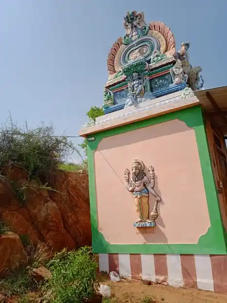 Arulmigu Kundaleswarar Perumal Temple, M. Vadippatti - 624211 அருள்மிகு குண்டலேஸ்வரர் பெருமாள் திருக்கோயில், M. Vadippatti - 624211, Dindigul - Ancient Temple Architecture and History Image 3