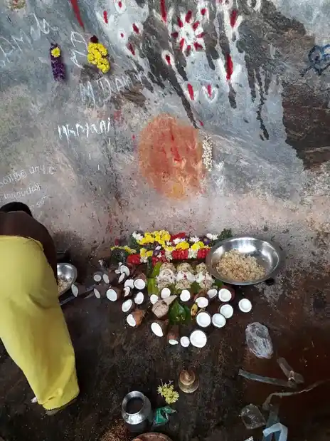 Arulmigu Kundiamman Temple, Madhageri - 636805 அருள்மிகு குந்தியம்மன் திருக்கோயில், Madhageri - 636805, Dharmapuri - Ancient Temple Architecture and History Image 2