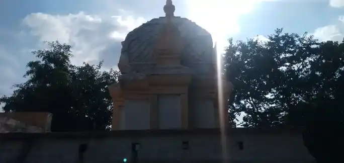 Arulmigu Kundril Vilaiyadum Kumaran Temple, V O C Nagar - 606601 அருள்மிகு குன்றில் விளையாடும் குமரன் திருக்கோயில், V O C Nagar - 606601, Tiruvannamalai - Ancient Temple Architecture and History Image 5