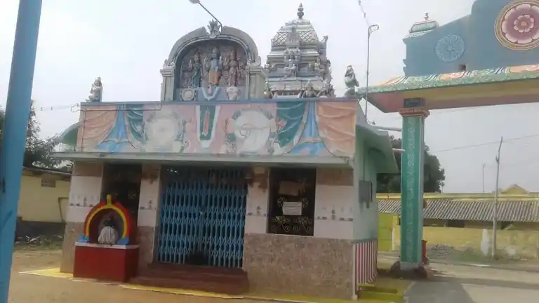 Arulmigu Kundumaari Amman Temple, Irukkur - 637204 அருள்மிகு குண்டுமாரியம்மன் திருக்கோயில், இருக்கூர் - 637204, Namakkal - Ancient Temple Architecture and History Image 2