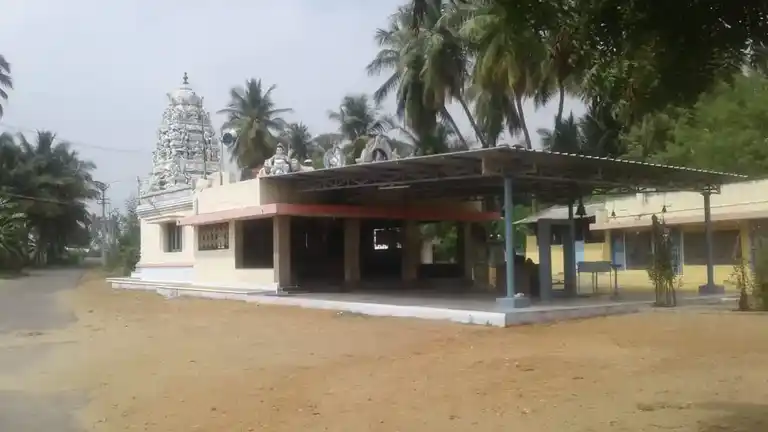 Arulmigu Kundumaari Amman Temple, Irukkur - 637204 அருள்மிகு குண்டுமாரியம்மன் திருக்கோயில், இருக்கூர் - 637204, Namakkal - Ancient Temple Architecture and History Image 5