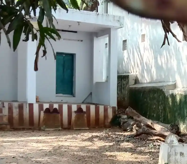 Arulmigu Kunjumadaswamy Temple, Vandavilai, Vadasery - 629001 அருள்மிகு குஞ்சுமாடசுவாமி திருக்கோயில், Vandavilai, Vadasery - 629001, Kanyakumari - Ancient Temple Architecture and History Image 3