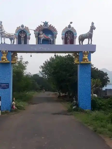 Arulmigu Kunnadithambiran Temple, Renganathapuram - 621104
